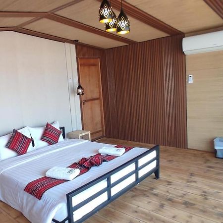 Sama Al Areesh Desert Camp Al Qabil Luaran gambar